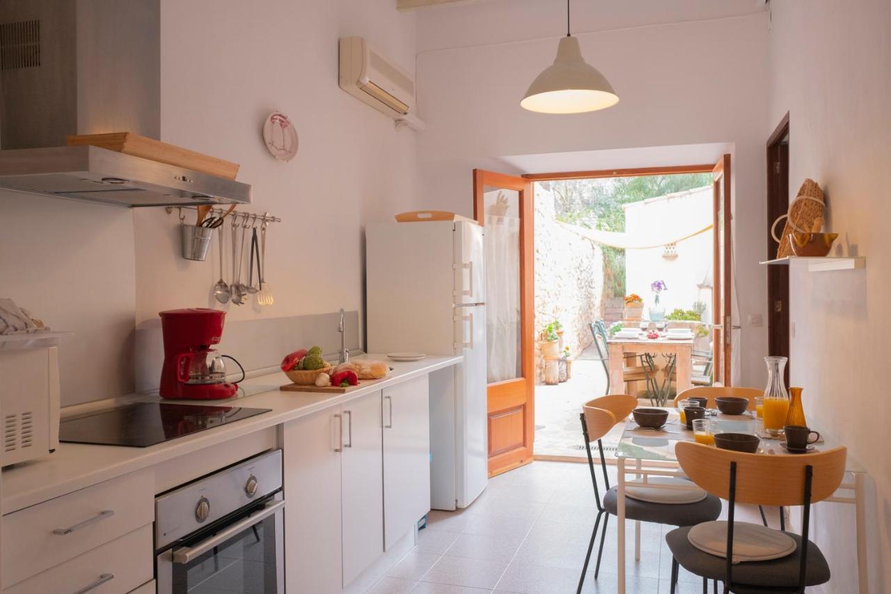 Farinera Vella Villa Santanyí Exteriör bild